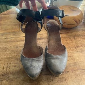 Adorable buckle at high ankle Free People wood clogs distressed black leather